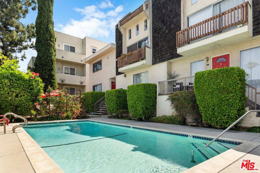 Studio City, CA 91604,4660 Coldwater Canyon AVE #4