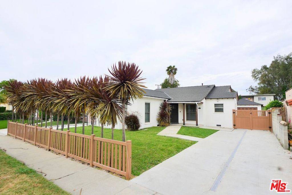 Los Angeles, CA 90034,2334 S GARTH AVE