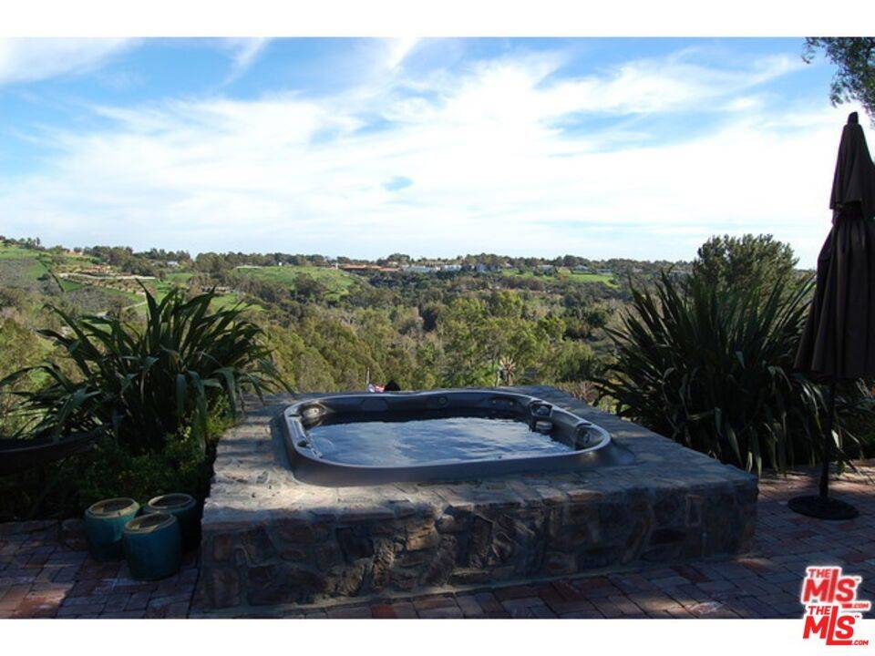 Malibu, CA 90265,29507 HARVESTER RD