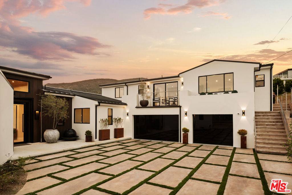 Malibu, CA 90265,5877 Trancas Canyon RD