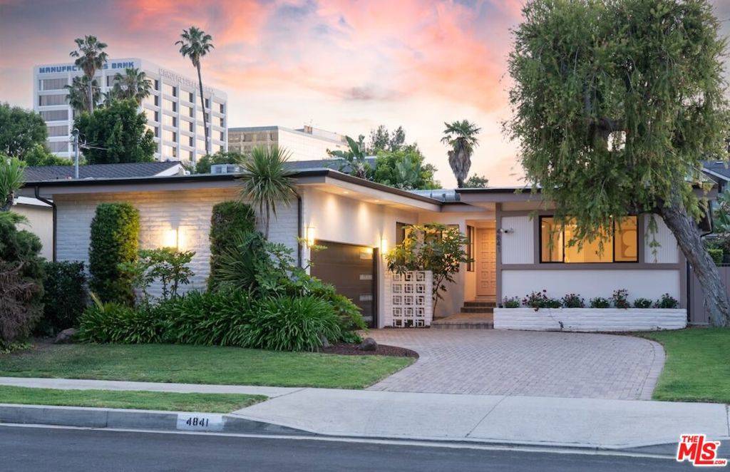 Encino, CA 91436,4841 Swinton AVE