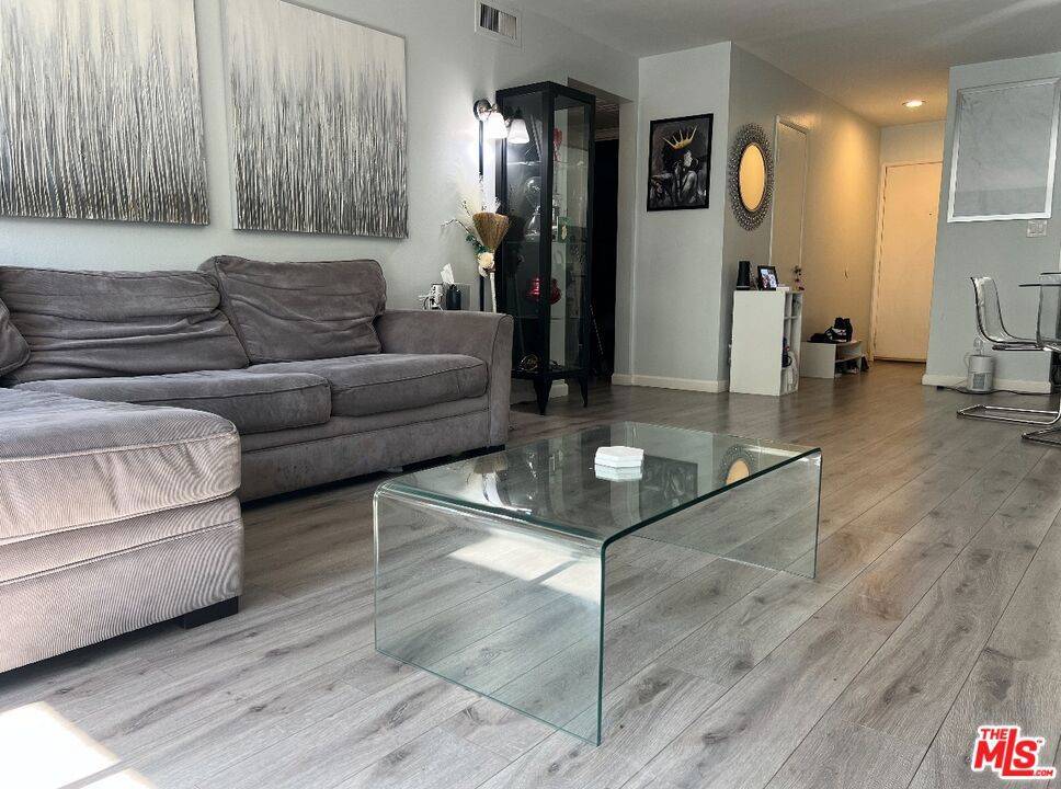 Winnetka, CA 91306,20134 Leadwell ST #133