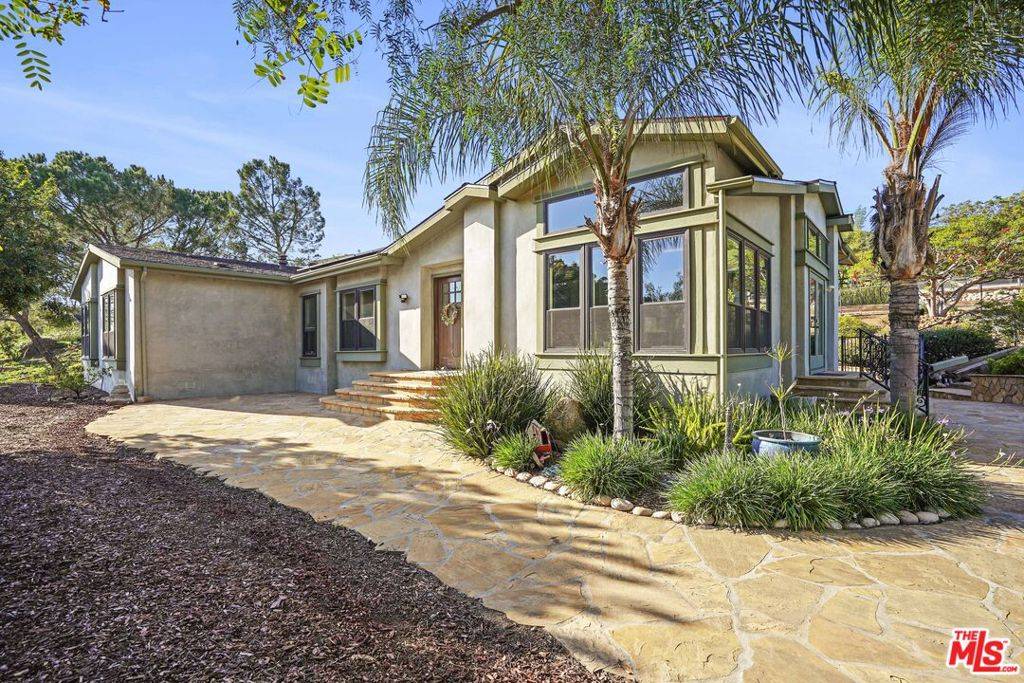 Malibu, CA 90265,33439 Mulholland HWY