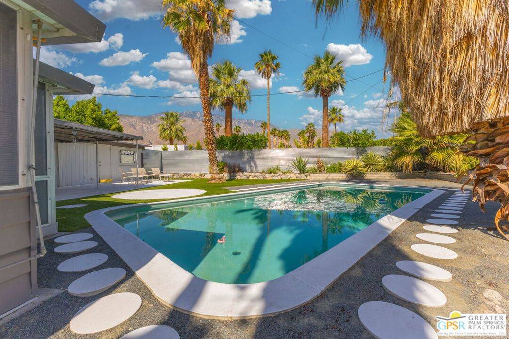Palm Springs, CA 92262,784 E Alexander WAY
