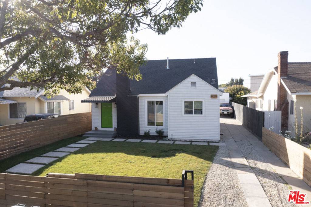 Inglewood, CA 90302,929 ALPHA ST