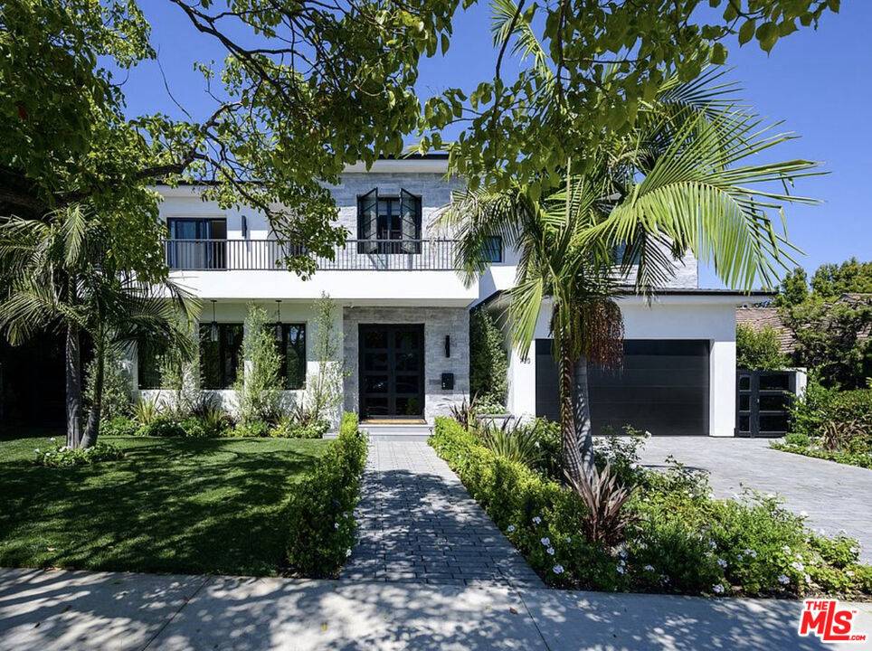 Pacific Palisades, CA 90272,730 Toyopa DR