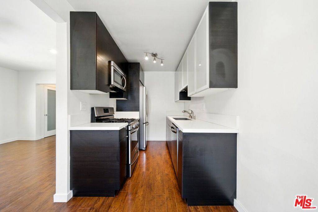 Venice, CA 90291,510 Pacific AVE #5