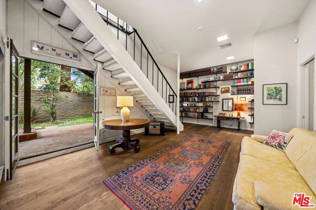 Somis, CA 93066,1048 E La Loma AVE