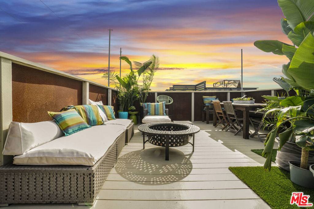 Venice, CA 90291,657 Mildred AVE