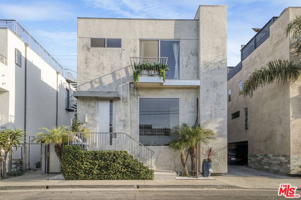 Venice, CA 90291,657 Mildred AVE