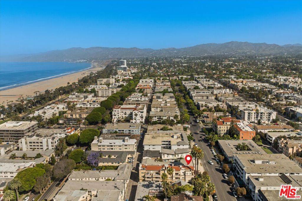 Santa Monica, CA 90403,1032 3rd ST #103