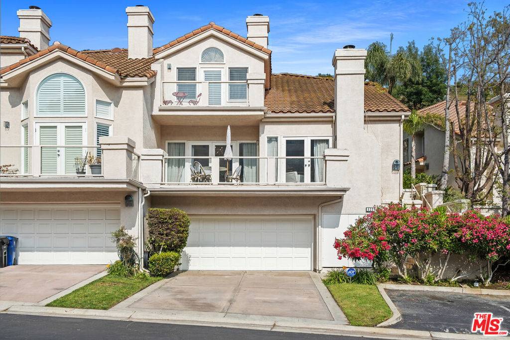 Pacific Palisades, CA 90272,622 Palisades DR