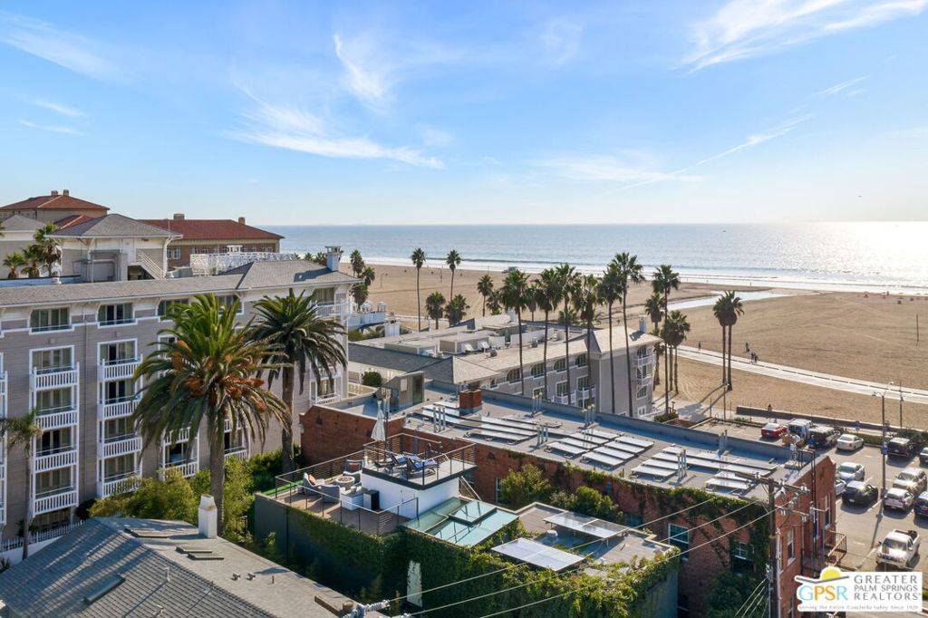 Santa Monica, CA 90401,7 Vicente TER