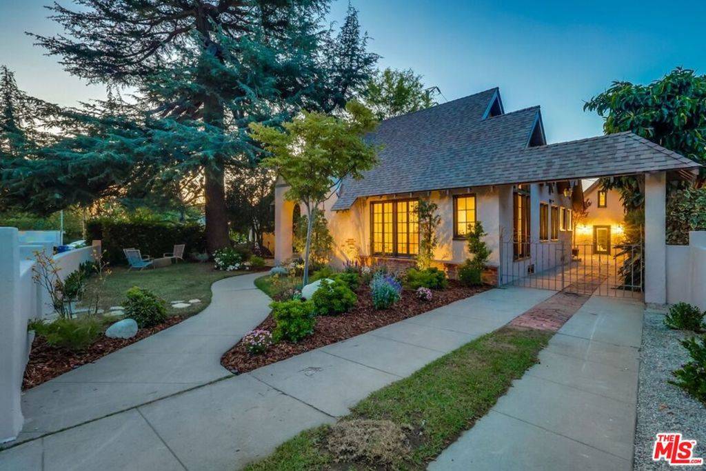 Los Angeles, CA 90041,1579 Oak Grove DR