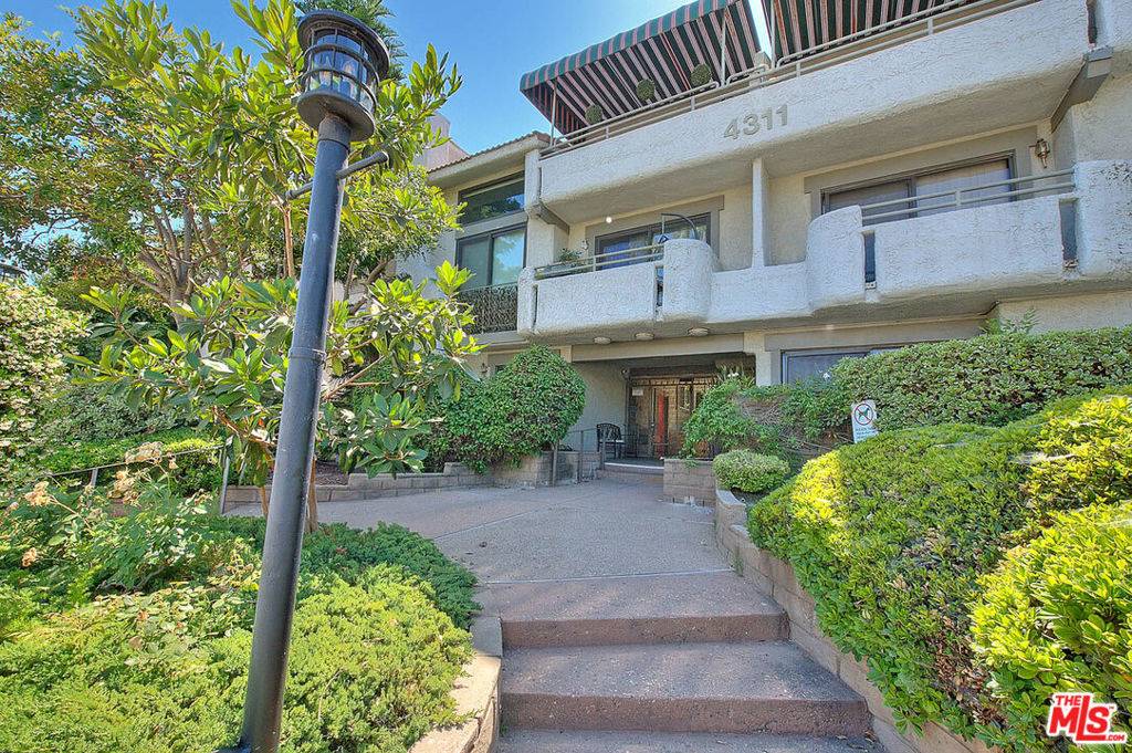 Studio City, CA 91604,4311 Colfax AVE #215