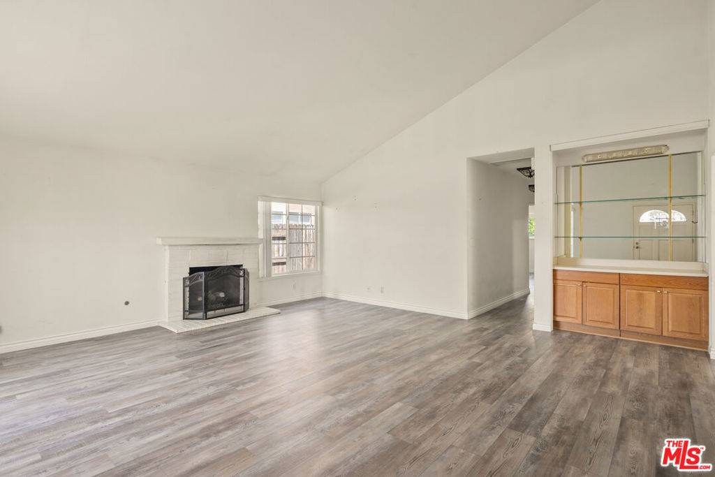 Simi Valley, CA 93063,3989 E Frandon CT
