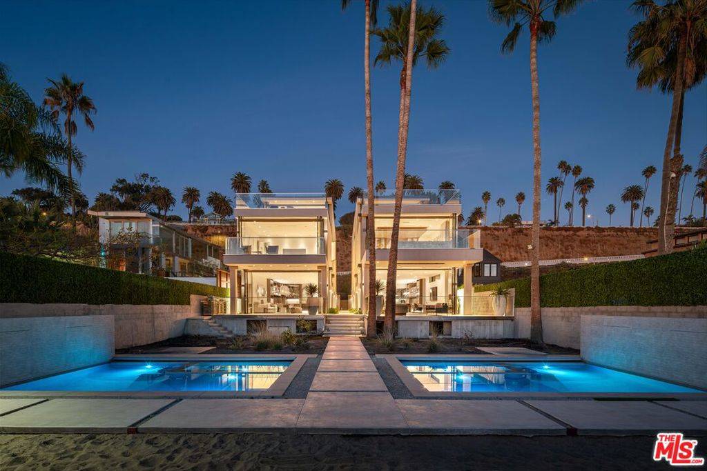 Santa Monica, CA 90403,940 Palisades Beach RD