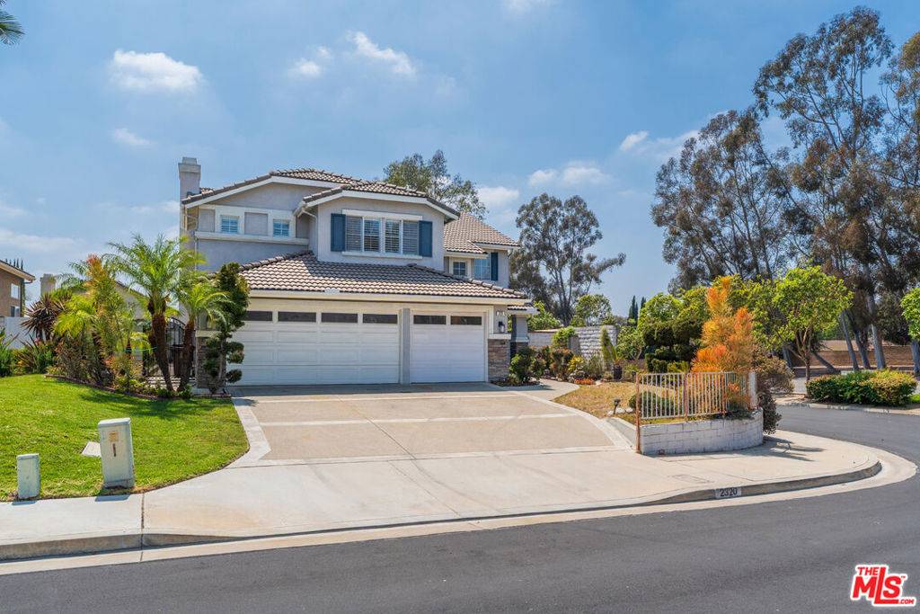 Fullerton, CA 92833,2320 Leggett LN