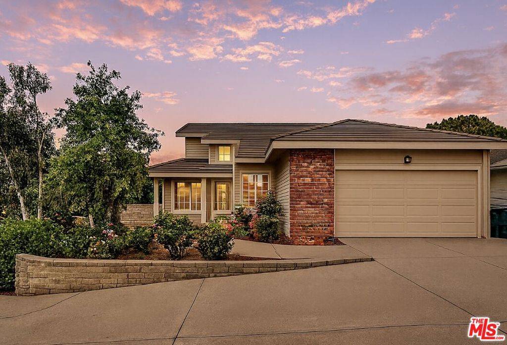 Agoura Hills, CA 91301,28461 Driver AVE