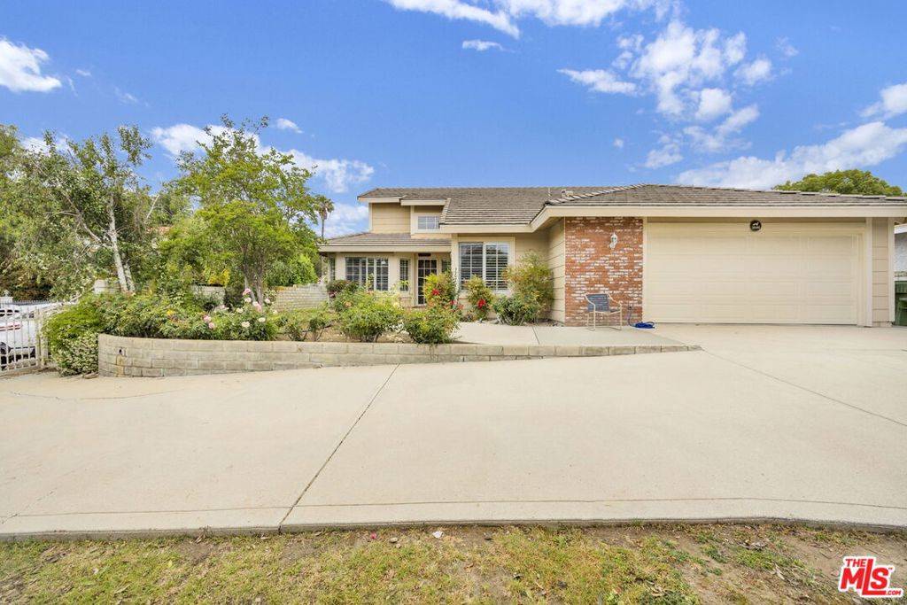 Agoura Hills, CA 91301,28461 Driver AVE