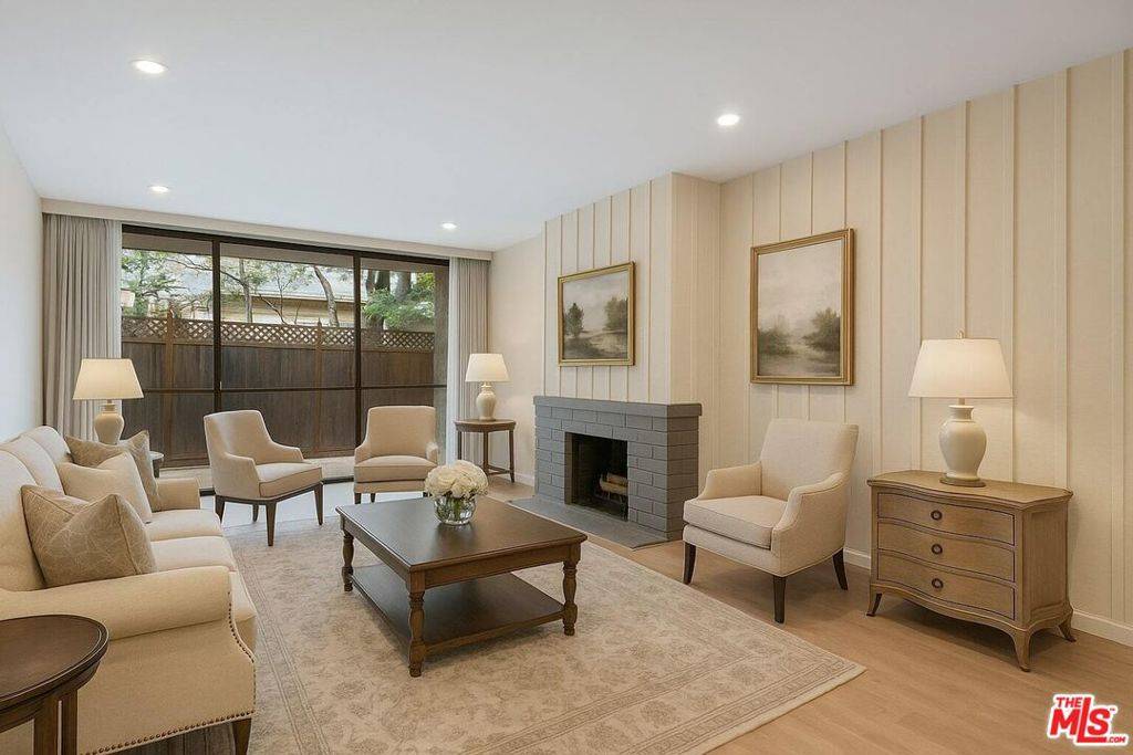 Culver City, CA 90230,6605 Green Valley CIR #109