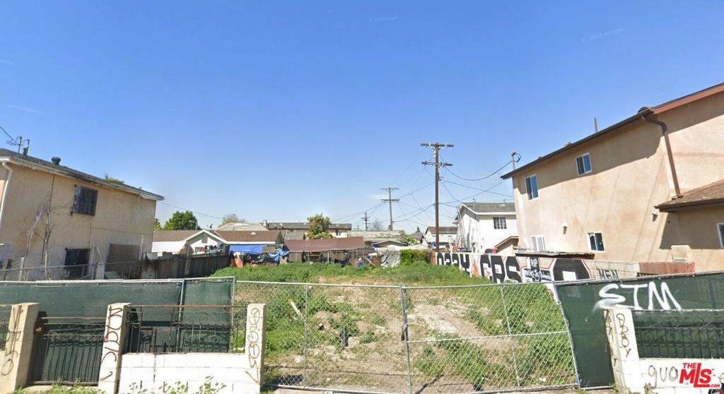 Los Angeles, CA 90058,4867 Long Beach AVE