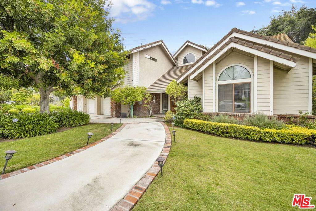 Glendora, CA 91741,2200 Shenandoah LN