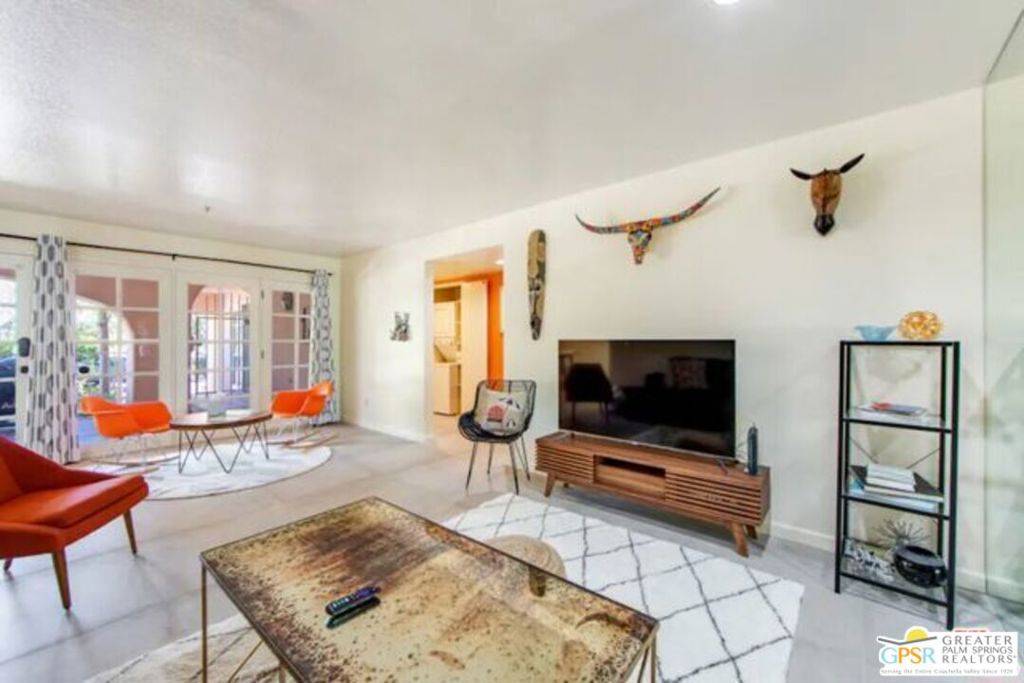 Palm Springs, CA 92262,500 E Amado RD #706