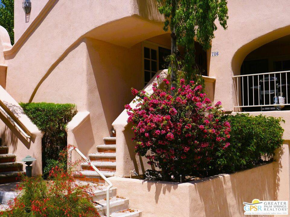 Palm Springs, CA 92262,500 E Amado RD #706