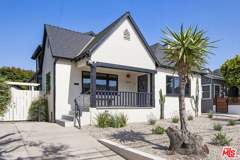 Los Angeles, CA 90039,2374 Edgewater TER