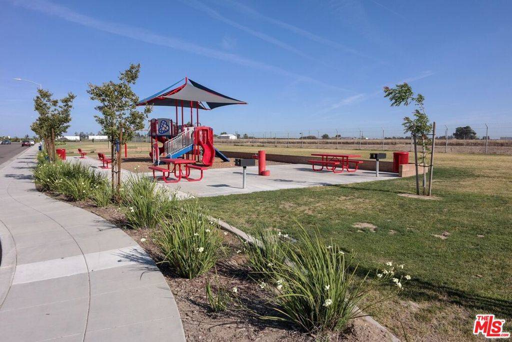 Fowler, CA 93625,1462 W Randy CT