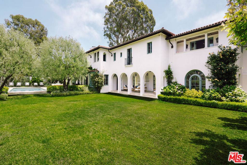 Pacific Palisades, CA 90272,563 Spoleto DR