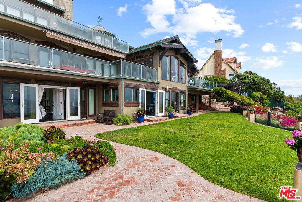Malibu, CA 90265,7007 Birdview AVE