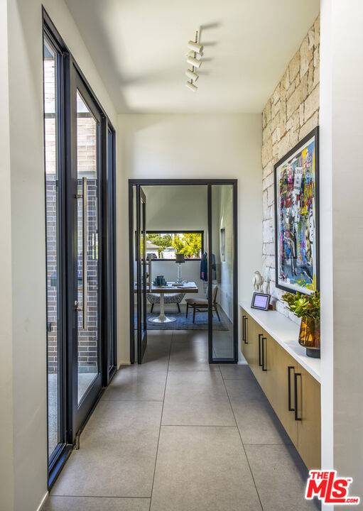 Santa Monica, CA 90405,2656 32nd ST