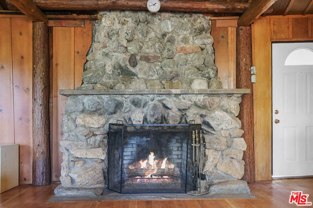 Cedarpines Park, CA 92322,22321 Forest DR