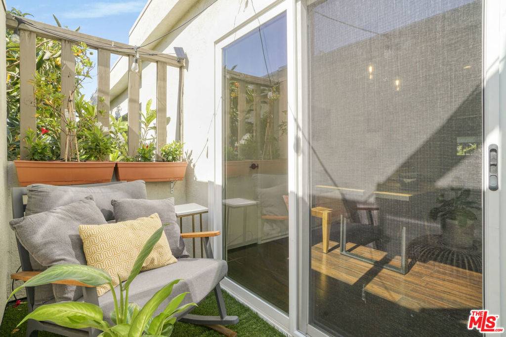 Santa Monica, CA 90404,1315 Stanford ST #7
