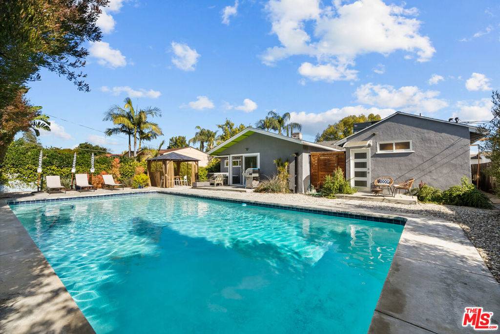 Encino, CA 91436,5127 Gaynor AVE