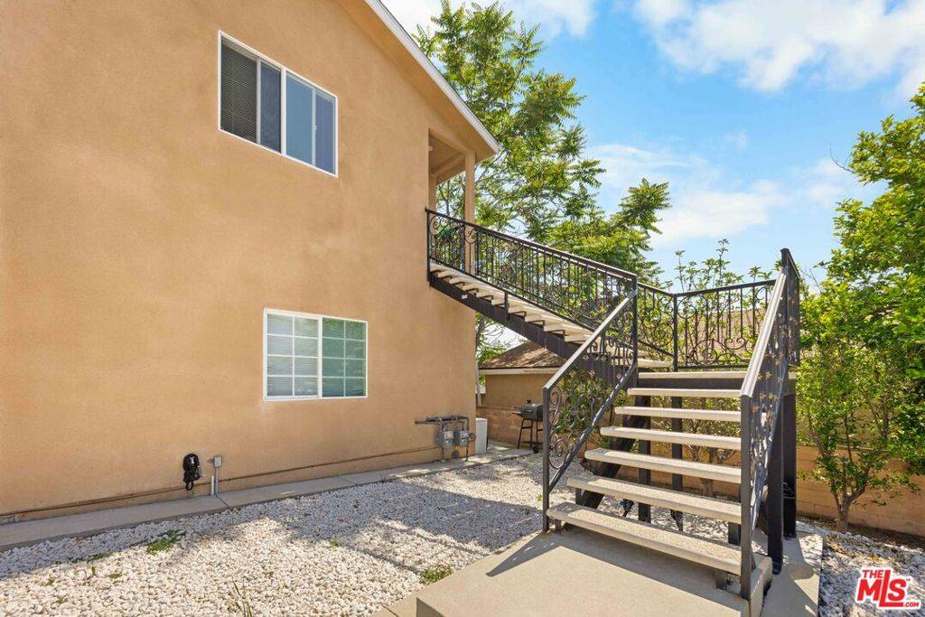 Tujunga, CA 91042,7752 Le Berthon ST