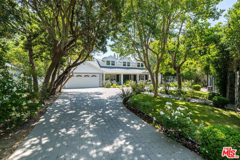 Studio City, CA 91604,3544 Laurel Canyon BLVD
