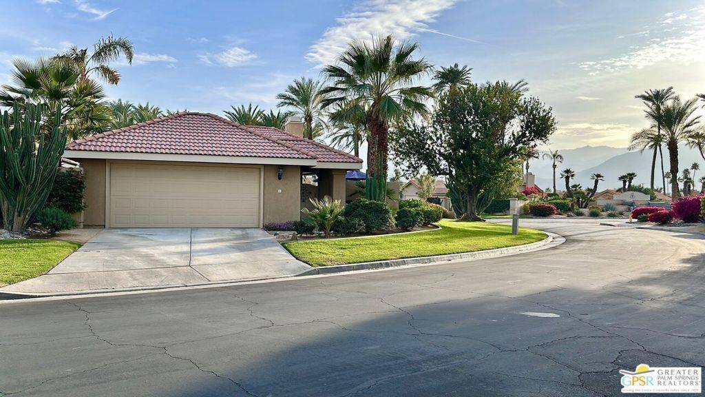 Palm Desert, CA 92260,1 Verde WAY
