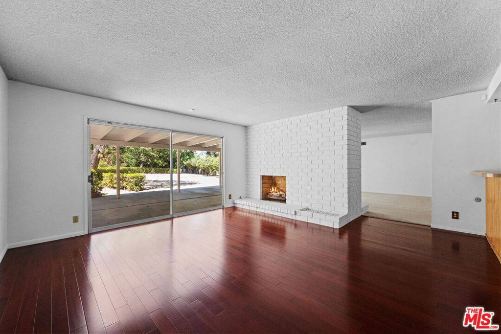 Woodland Hills, CA 91364,4811 Adele CT