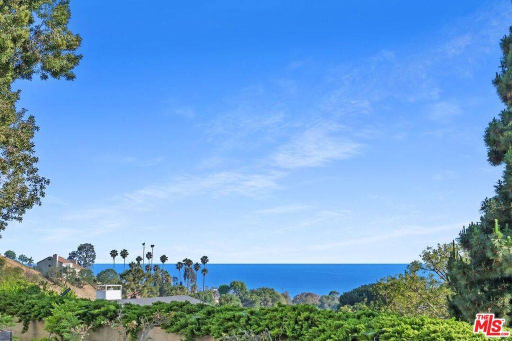 Pacific Palisades, CA 90272,1224 El Hito CIR