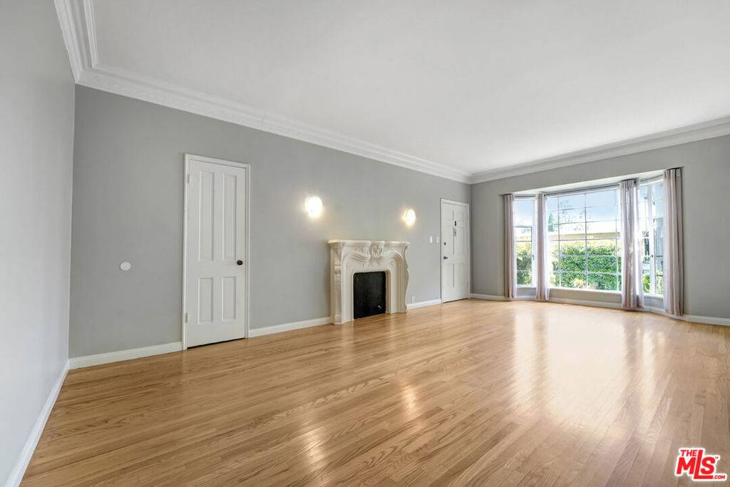West Hollywood, CA 90046,1443 1/2 N Hayworth AVE