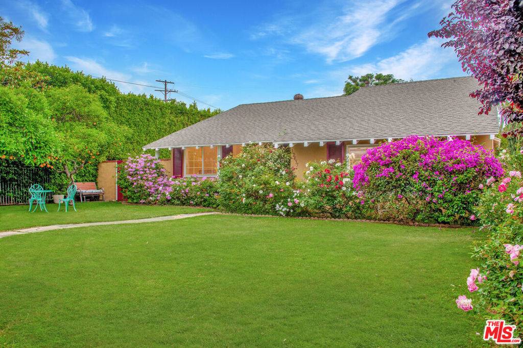 Valley Village, CA 91607,12455 Cumpston ST