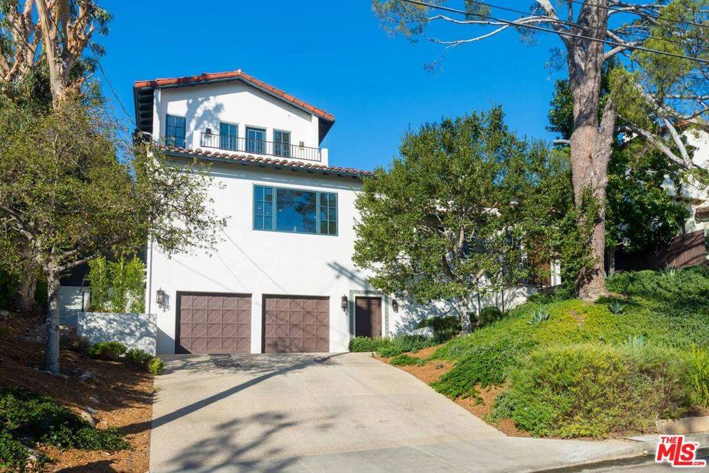 Pacific Palisades, CA 90272,879 Muskingum AVE