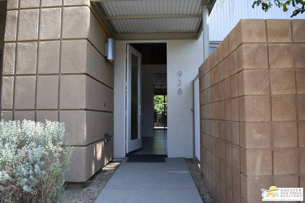 Palm Springs, CA 92264,938 Oceo CIR