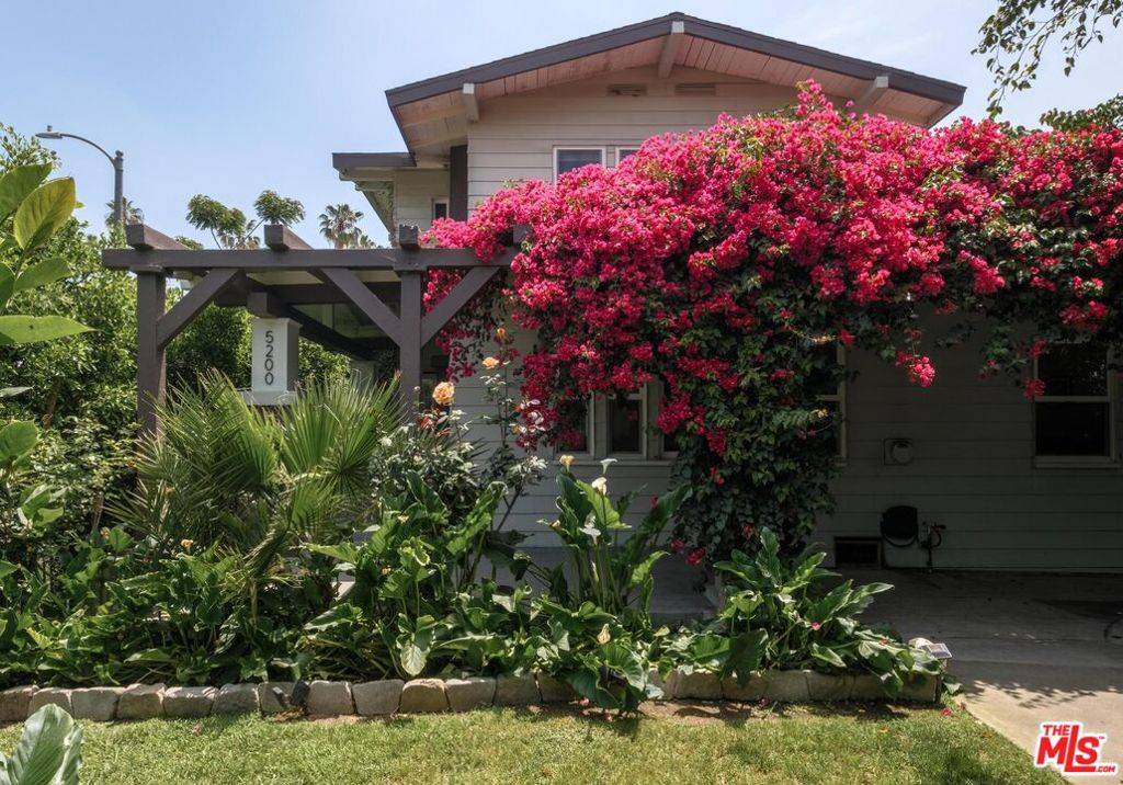 Los Angeles, CA 90062,5200 S Wilton PL