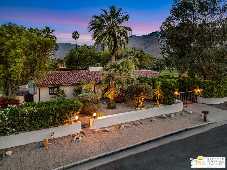 Palm Springs, CA 92262,1011 E El Alameda