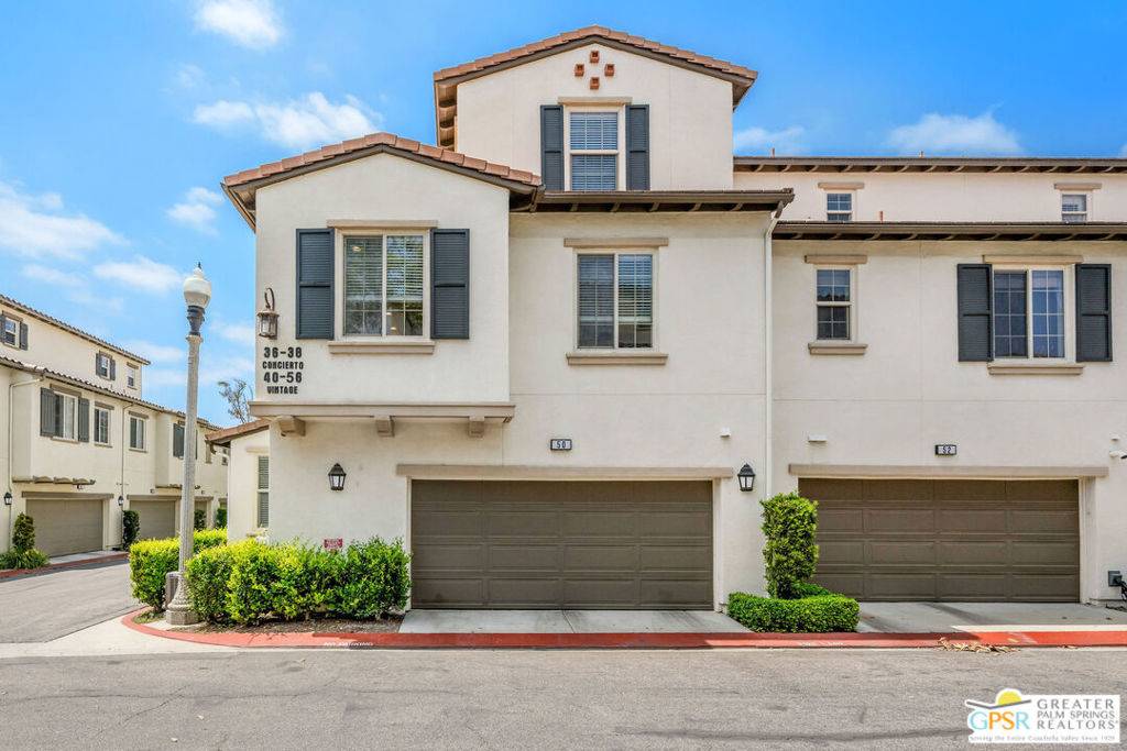Irvine, CA 92620,50 Vintage