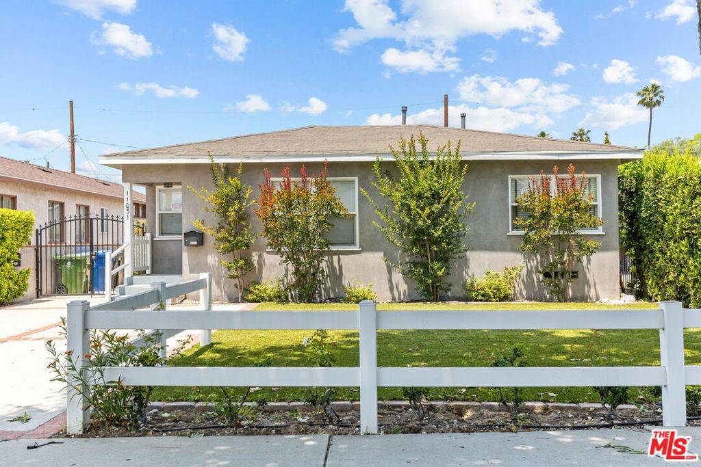 North Hollywood, CA 91601,11031 Hatteras ST